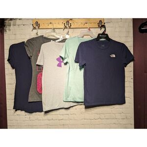 Bundle of 5 athletic tshirts size large